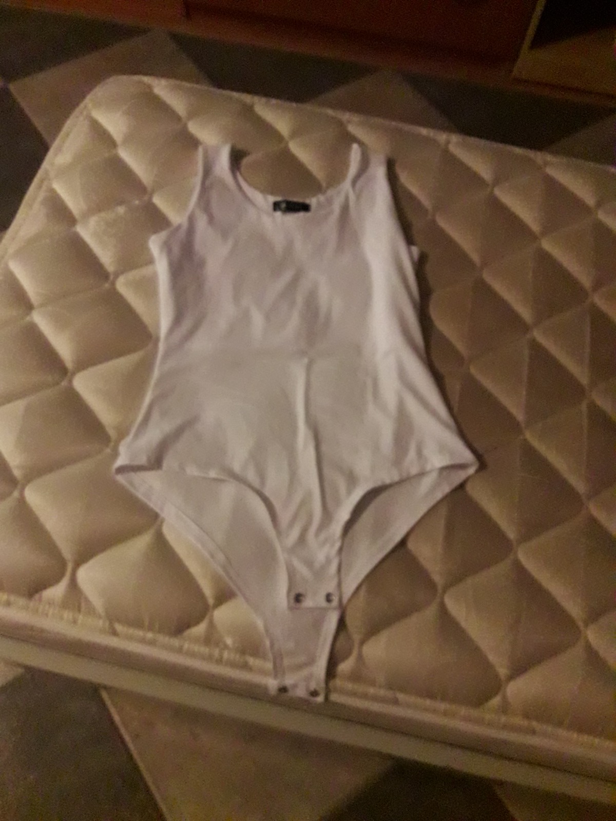 BODY MUSCULOSA CUELLO AMERICANO MODA